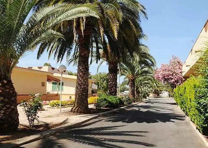 Summer Day Village 圣玛丽亚德尔西德